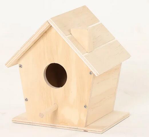 Wood bird house 